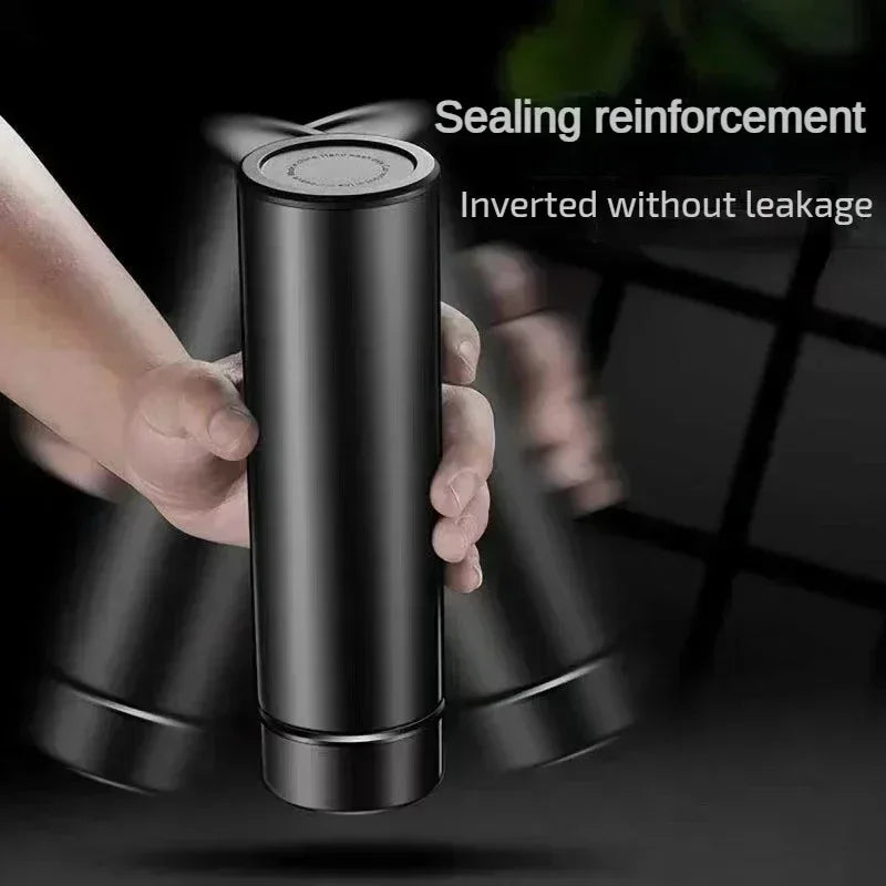 Thermos Bottle with Digital Temperature Display